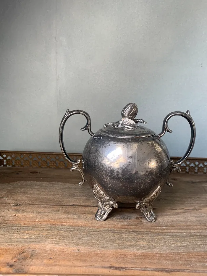 イギリス 1850年代 R. Broadhead & Co Sheffield アンティーク シュガーポット シャビ― 花瓶 ディスプレイ シルバープレート インテリア 【オランダから直送】