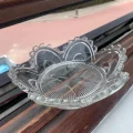 星の形をしたガラス皿