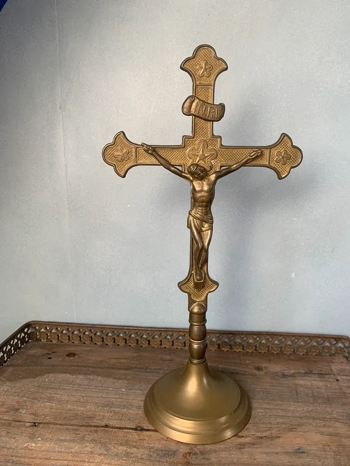-SOLDOUT-INRI ベルギー 40s イエスキリスト 真鍮 クロス 十字架 アンティーク スタンド オブジェ 【オランダから直送】