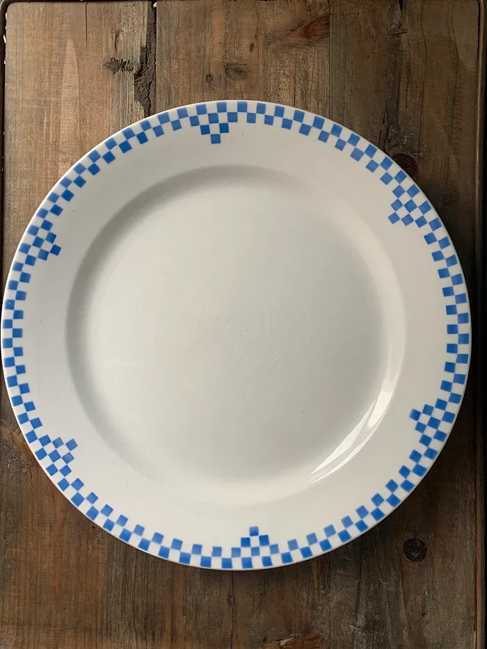 -SOLDOUT-ベルギー 30s NIMY アンティークプレート・皿・ケーキ皿 ブルー ホワイト チェック 陶器 ステンシル 【オランダから直送】