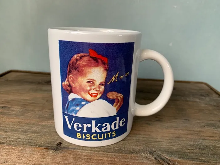 オランダ 90s VERKADE マグカップ 少女 ヴィンテージ 陶器 【オランダから直送】
