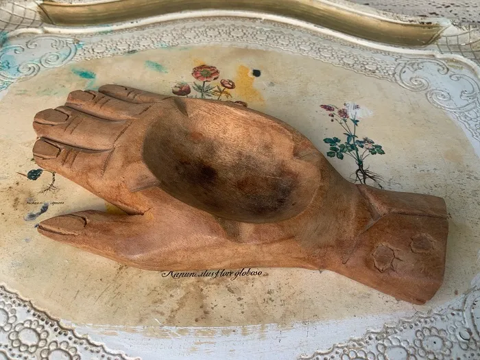 ベルギー 手の形 アフリカン 木製 ヴィンテージ 灰皿 【オランダから直送】