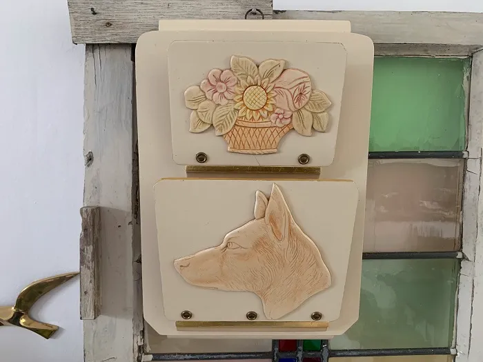フランス 50s 犬 お花 壁掛 レター ホルダー マガジンラック 木製 アイボリー アンティーク