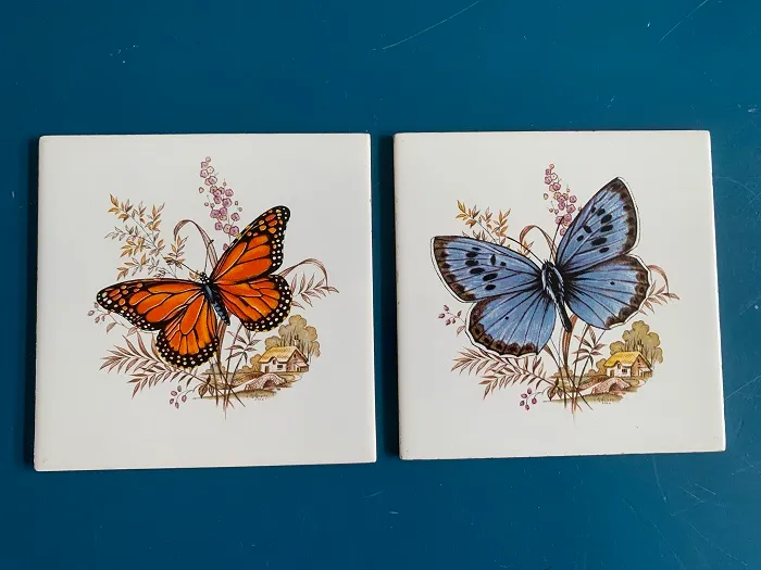 蝶々のタイル画