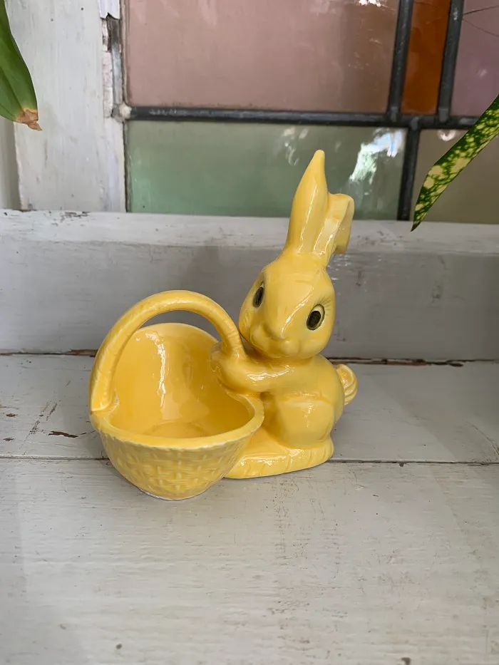 60s ウサギ 黄色 バニー 陶器 ヴィンテージ バスケット・小物皿・置物