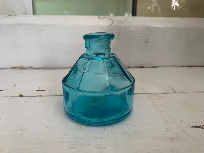 グリーン ブルー ガラス インクボトル ヴィンテージ 花瓶 | Blue 