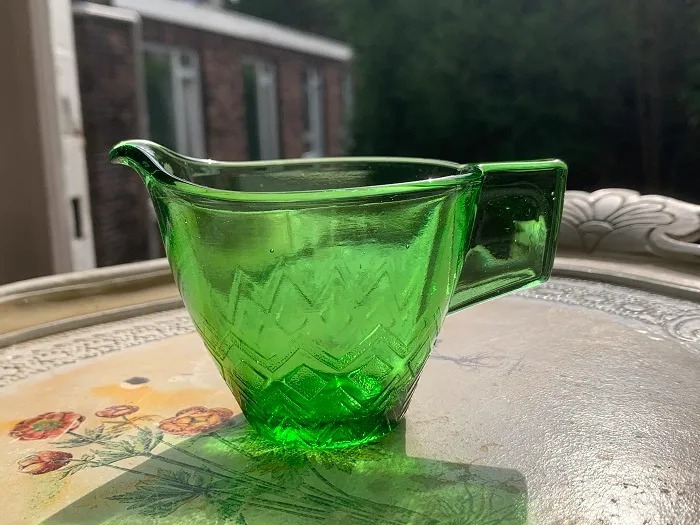 ベルギー 50s グリーン ガラス ヴィンテージ クリーマー