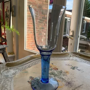 フランス・パリ買い付け 70s 吹きガラス マリンブルー ワイングラス