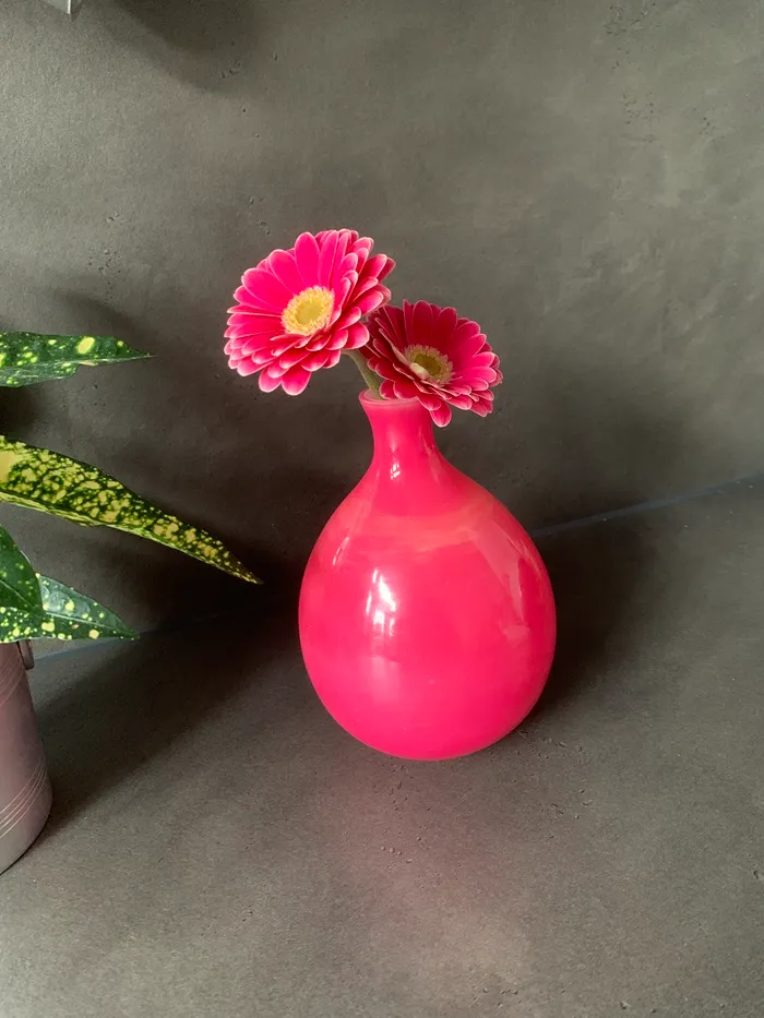 ショッキングピンク ガラス オニオン ヴィンテージ 花瓶 フラワーベース
