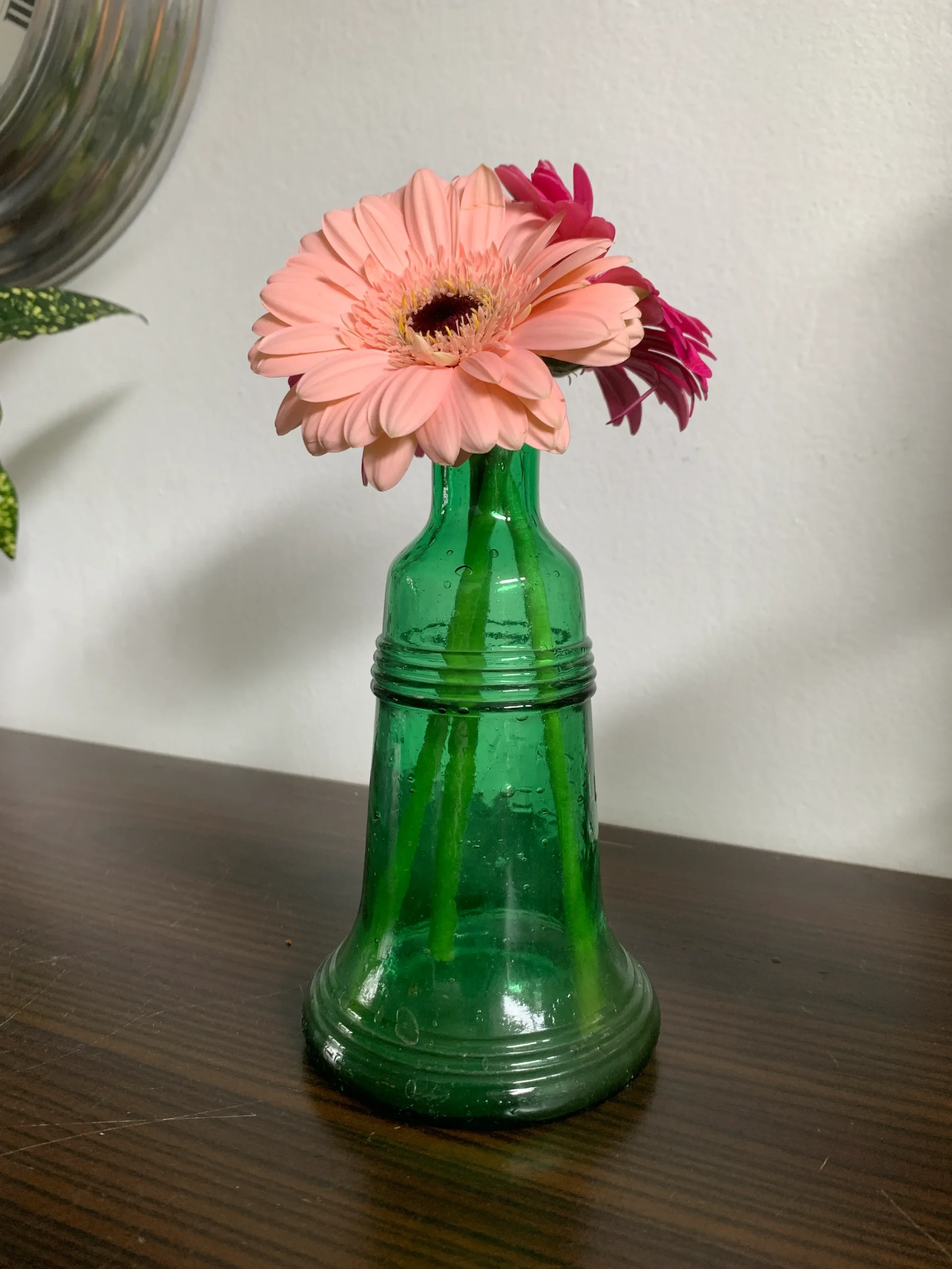 ベル グリーンガラス ヴィンテージ 花瓶 フラワーベース 空きボトル