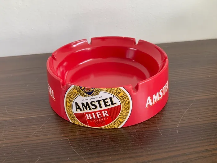 オランダ アムステルビール プラスチック 赤色 ヴィンテージ 灰皿
