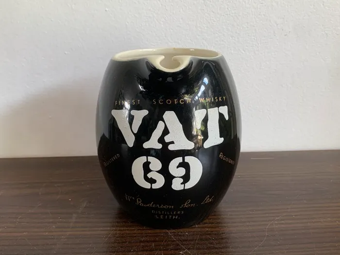 ベルギー製 70s VAT 69 ピッチャー ジャグ 陶器 白 黒 ヴィンテージ