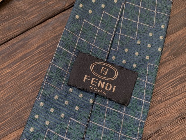 -SOLDOUT-イタリア製 Made in Italy FENDI(フェンディ) ダークモスグリーン 水玉 チェック ヴィンテージ・アンティーク ネクタイ