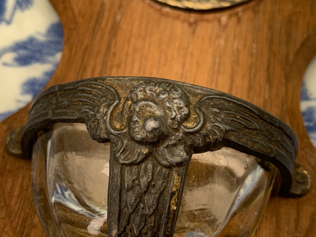 -SOLDOUT-ベルギー 20s 聖母マリア MATER DOLOROSA(悲しみの聖母) 天使 木製 ガラス皿 アンティーク 聖水盤