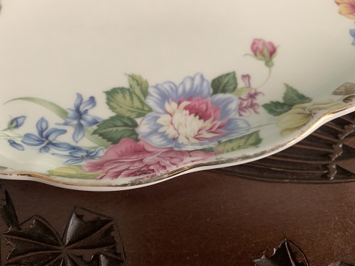 イギリス 1994年〜1997年 Royal Albert(ロイヤル・アルバート) beatrice 陶器 花柄 ヴィンテージ お皿 オーバルプレート
