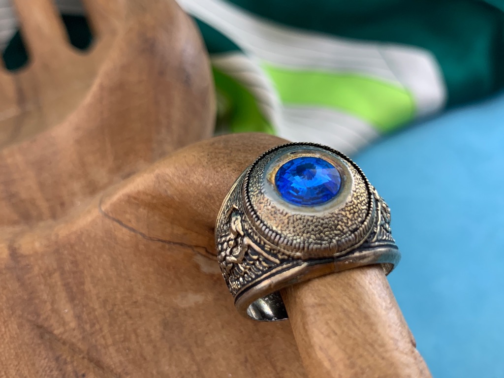 アメリカ 90s 指輪  カレッジ クラスリング イーグル 星 サファイアブルー ガラス ヴィンテージ