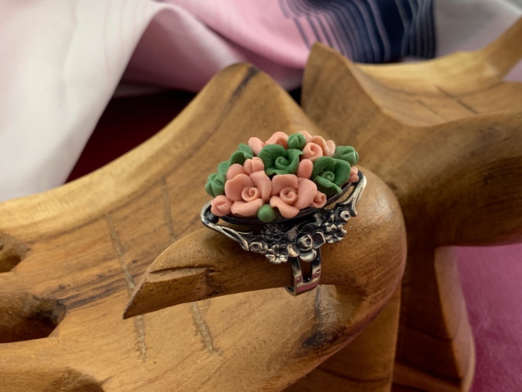 -SOLDOUT-オランダ 70s ヴィンテージリング パンフラワー 指輪 グリーン ピンク 花 コスチュームジュエリー