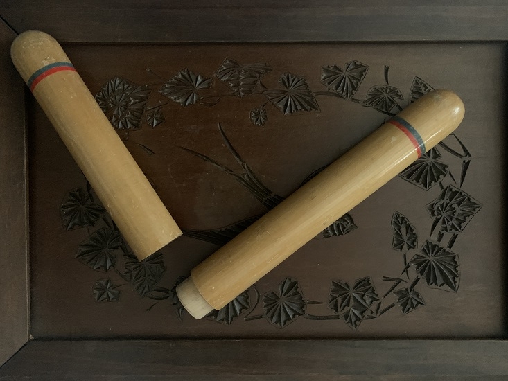 -SOLDOUT-ドイツ 60s 木製 編み物棒ケース ヴィンテージ 丸筒 ハンドペイント お花 ディスプレイ