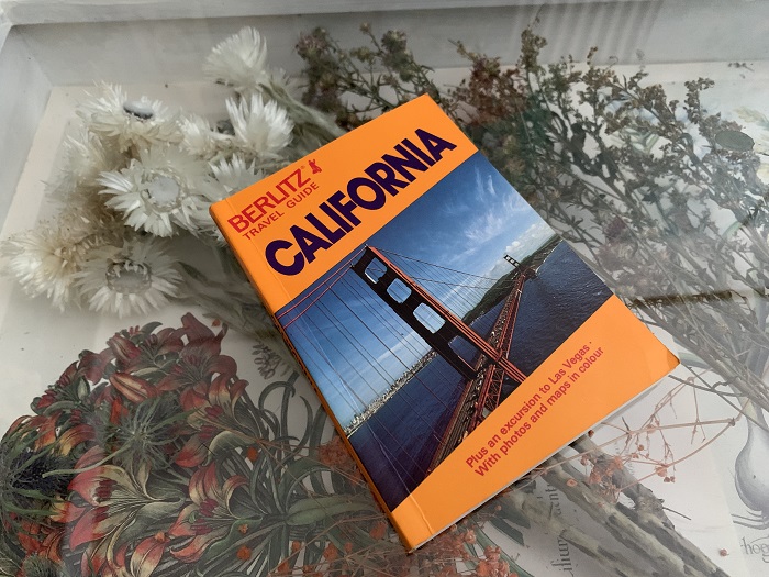 アメリカ 80s BERLITZ(ベルリッツ) CALIFORNIA(カリフォルニア) ヴィンテージ トラベルブック 旅本 古本 古書 英語版