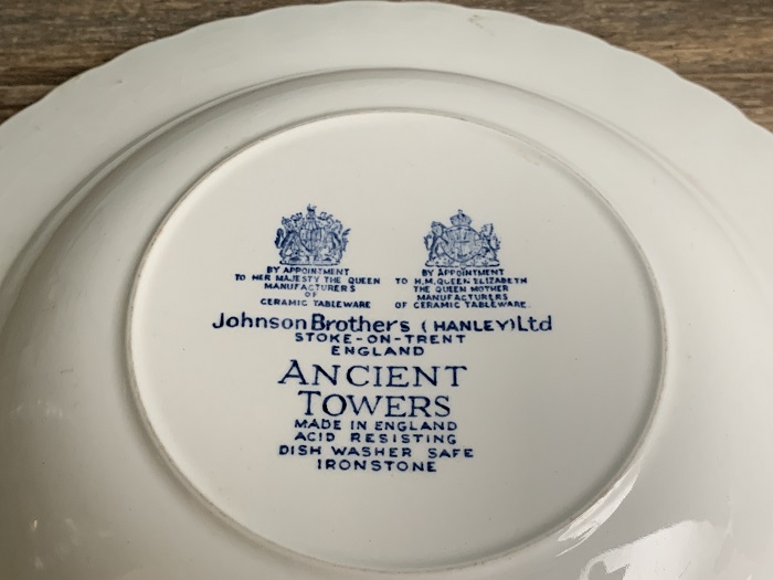 -SOLDOUT-イギリス Johnson Brothers ジョンソン ブラザーズ 陶器 Ancient Tower ヴィンテージ 皿 プレート ブルー x ホワイト