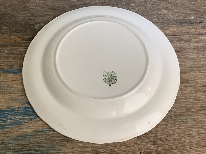 -SOLDOUT-ベルギー 50s Boch Freres(ボッホ フレール) 陶器 クリームホワイト デザート皿 サラダプレート アンティーク