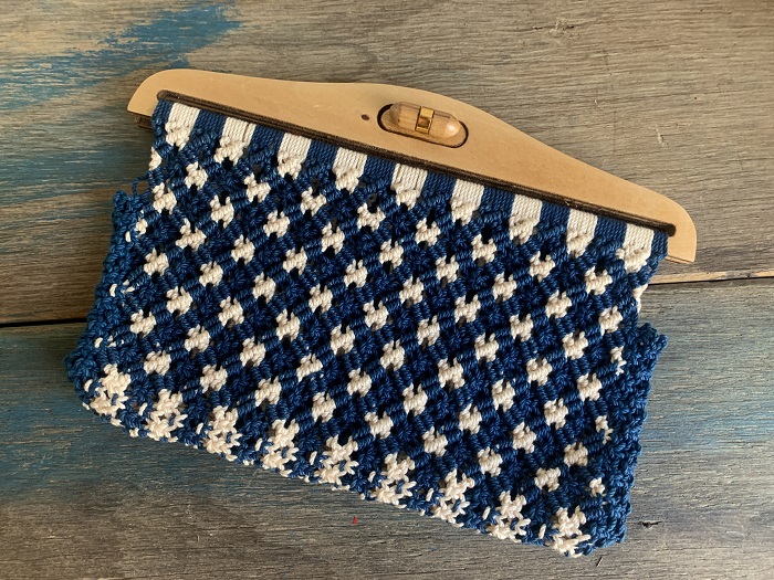 オランダ 70s ヴィンテージクラッチバッグ 手編み 鞄 ブルー ホワイト