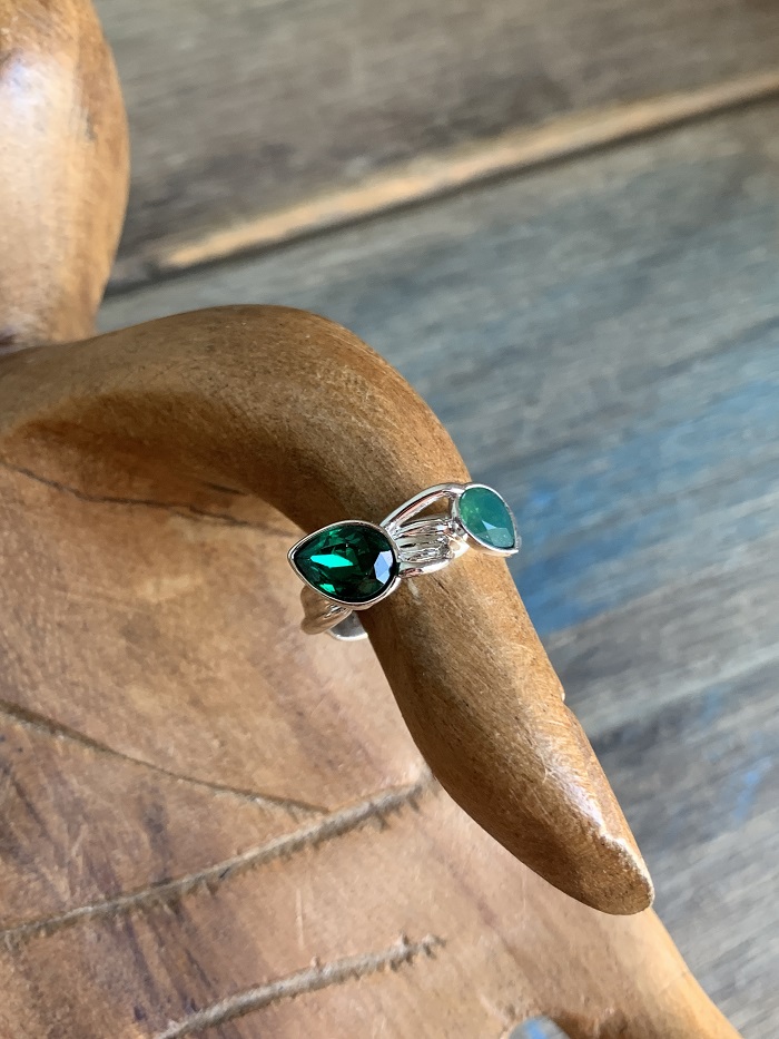 オーストリア Swarovski スワロフスキー シルバートーン リーフ ヴィンテージリング 指輪 グリーン ガラス コスチュームジュエリー