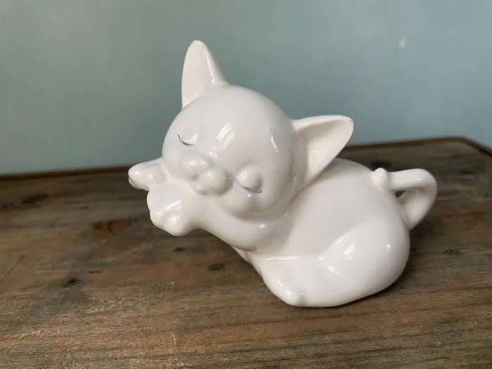 -SOLDOUT-オランダ 80s 白い猫 ネコ レトロ 陶器 置物 オブジェ インテリア ヴィンテージ