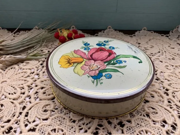 【20%OFF】オランダ 60s COTE D’OR  ティン缶 お花 ヴィンテージ チョコレート