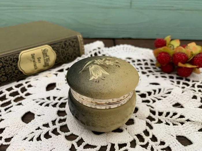イタリア 60s  ピルケース アラバスター ボタニカル 百合 ヴィンテージ