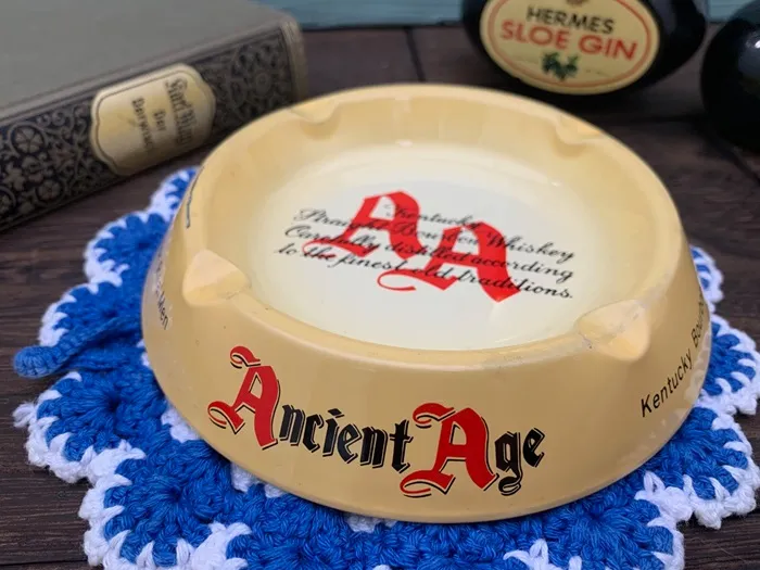 アメリカ 70s Ancient Age エイシェントエイジ バーボン TIN  灰皿  ヴィンテージ