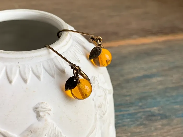 ドイツ 80s ピアス アンバーガラス リンゴ ヴィンテージ