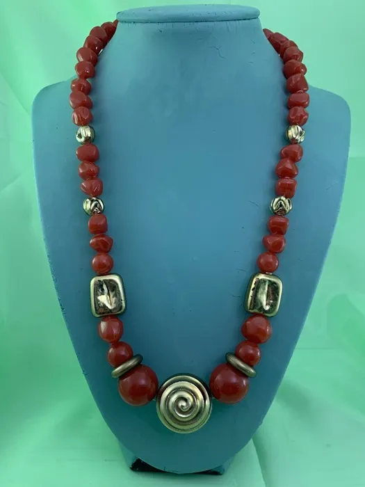 アメリカ 80s ネックレス 赤 ビーズ ゴールド ヴィンテージ
