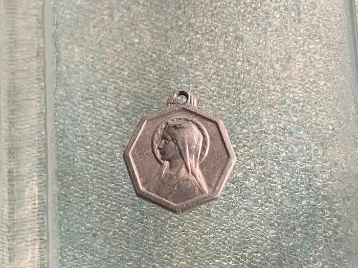 フランス 40s メダイ 聖母マリア シルバー 六角形 ヴィンテージ